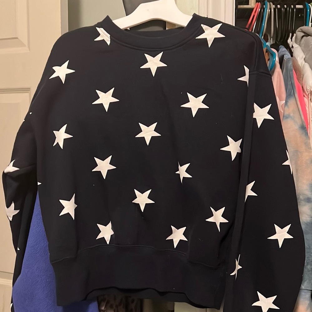 Blue star sweater, reflex